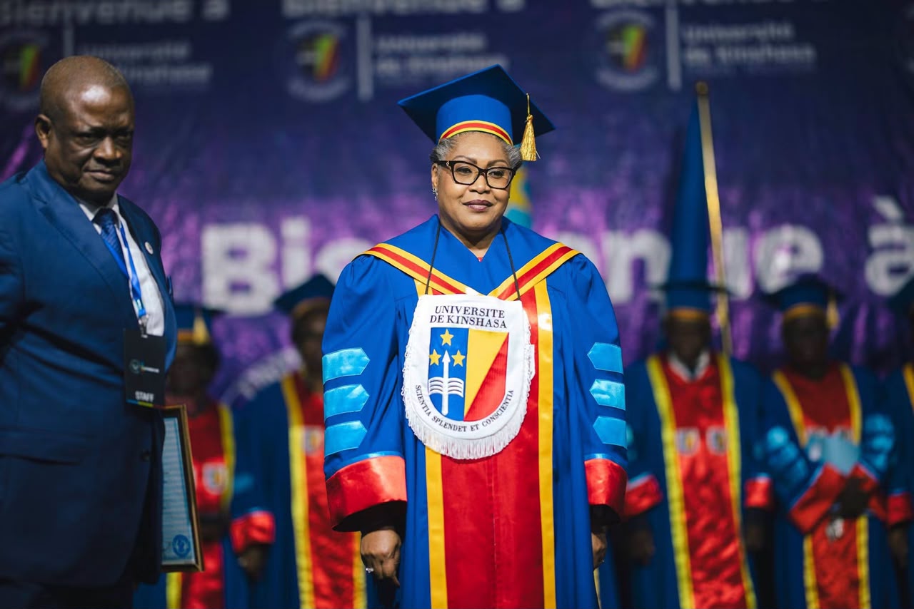 RDC : Judith Suminwa élevée au rang de Docteure Honoris Causa de l’Université de Kinshasa